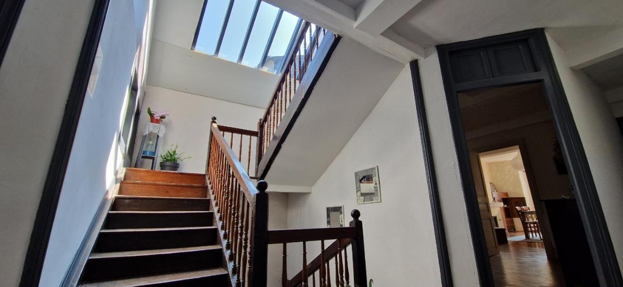 Appartement Dans Maison De Ville - 4 Personnes 올롱생테마리 외부 사진